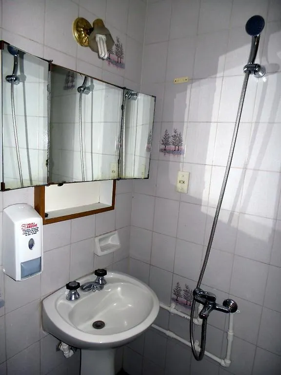 Guest house Hostel Otro Mundo Capdevila