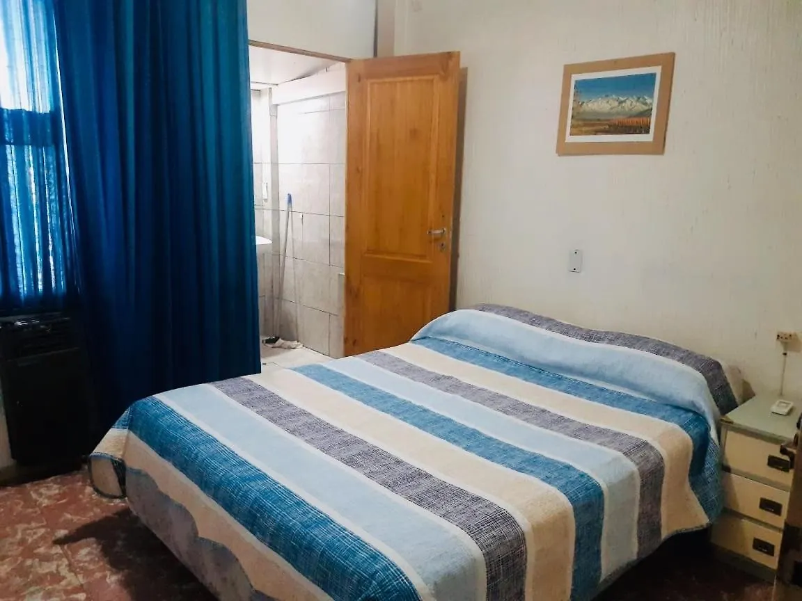 Hostel Otro Mundo Capdevila 2*,
