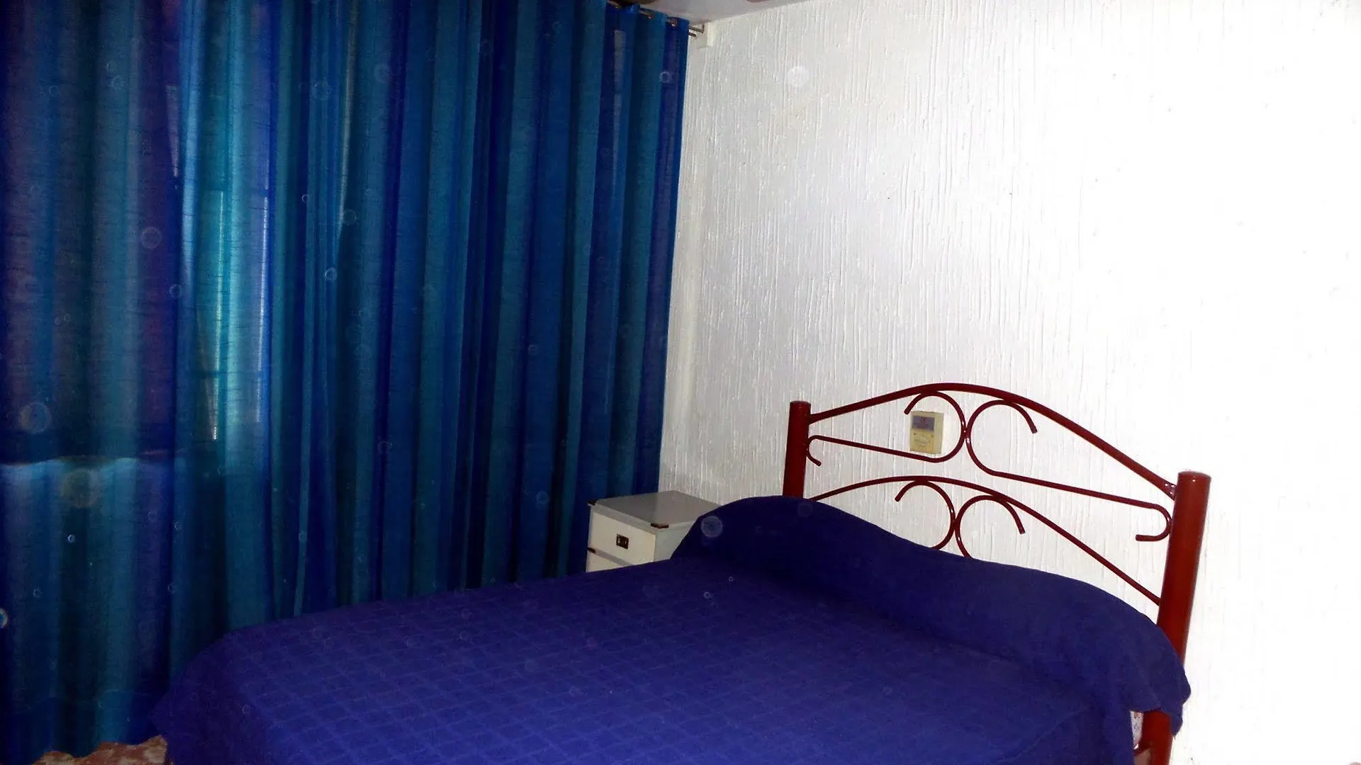 Hostel Otro Mundo Capdevila