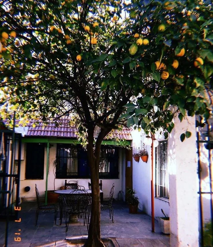 Guest house Hostel Otro Mundo Capdevila